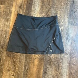 Mountain Hardwear Women's mighty power brown active Skort